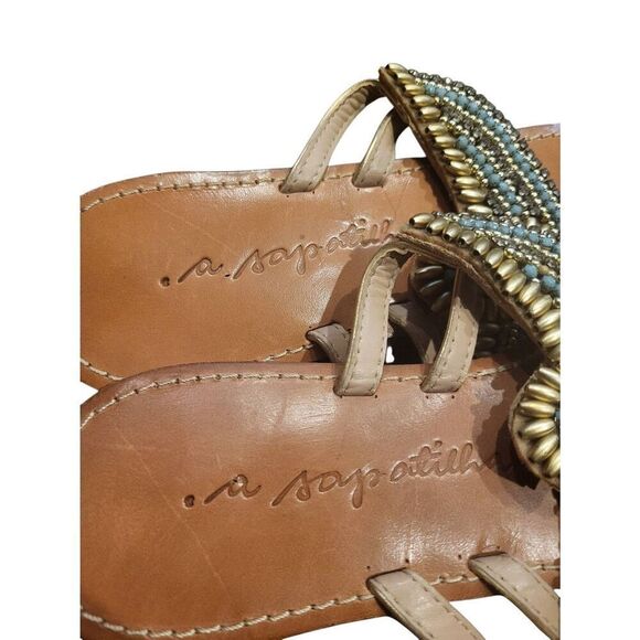 Asapatilha Sandals Women's 6 Tan Leather Beaded Rhinestone Flat Resort Boho - Picture 4 of 4